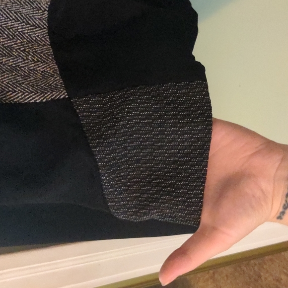 Dress Barn, Black and Gray Suit Jacket, No Size on Tag - Picture 12 of 17